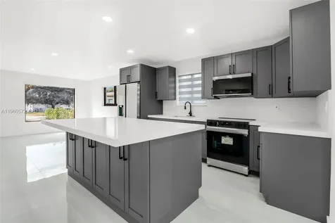 528 NW 3rd Court Hallandale Beach FL 33009
