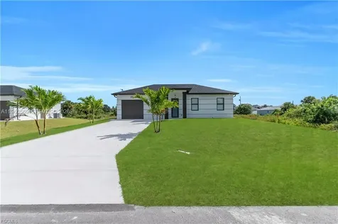 713 Roma Avenue Lehigh Acres FL 33974