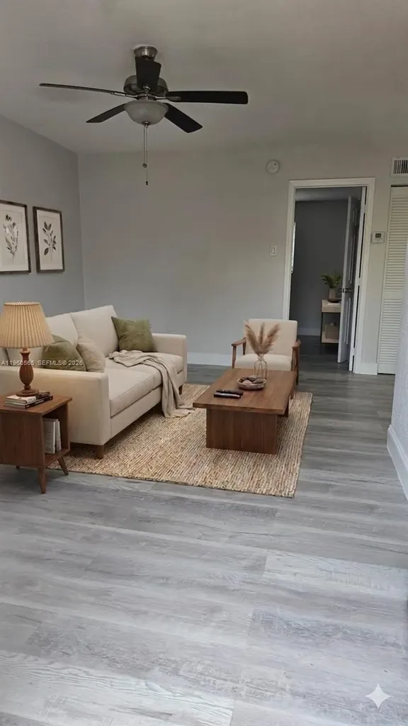 3800 SW 102nd Avenue Miami FL 33165