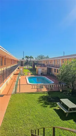 3800 SW 102nd Avenue Miami FL 33165