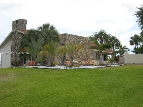 7732 Camino Real Miami FL 33143