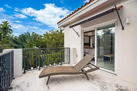 722 Navarre Avenue Coral Gables FL 33134