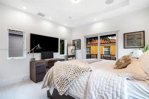 722 Navarre Avenue Coral Gables FL 33134