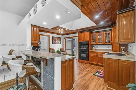 2590 SE 7th Place Homestead FL 33033