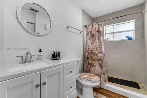 2590 SE 7th Place Homestead FL 33033