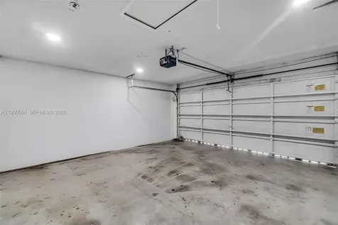 2590 SE 7th Place Homestead FL 33033