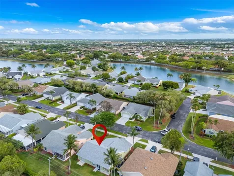 2590 SE 7th Place Homestead FL 33033