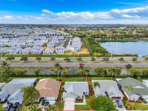 2590 SE 7th Place Homestead FL 33033