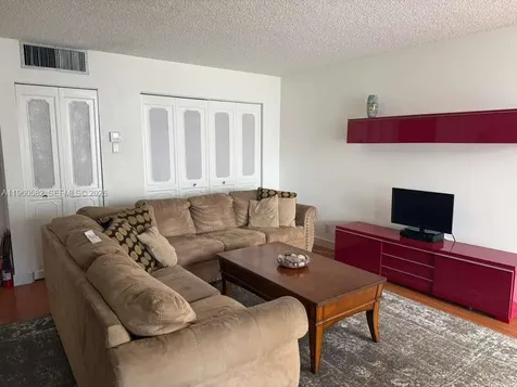 17011 N Bay Road Sunny Isles Beach FL 33160
