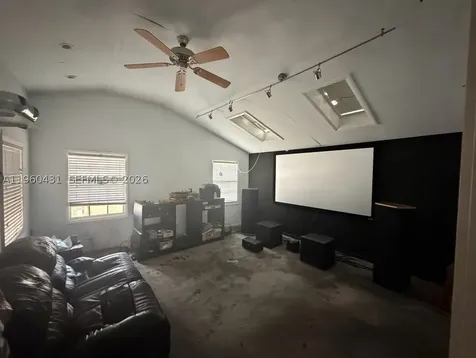 1568 NE 35th Street Oakland Park FL 33334