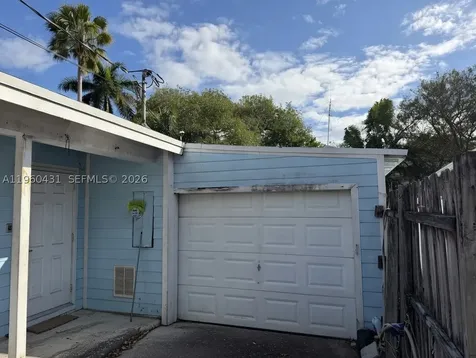 1568 NE 35th Street Oakland Park FL 33334