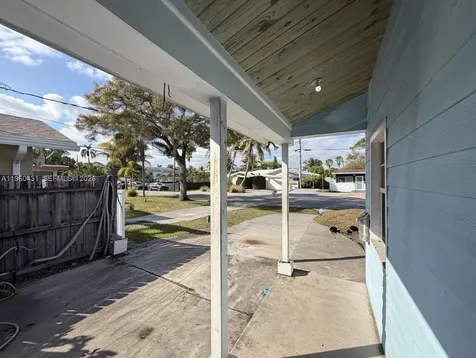 1568 NE 35th Street Oakland Park FL 33334