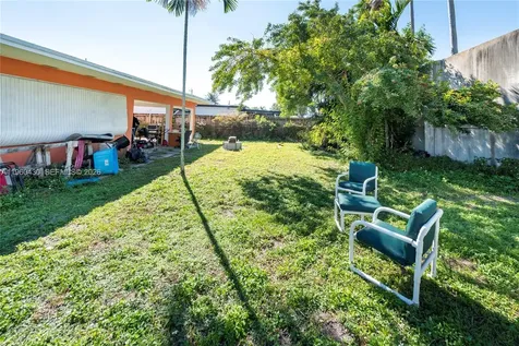 600 SW 11th Avenue Hallandale Beach FL 33009