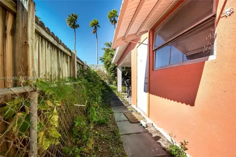 600 SW 11th Avenue Hallandale Beach FL 33009