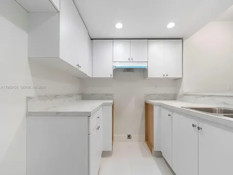 1750 NW 27th Avenue Miami FL 33125