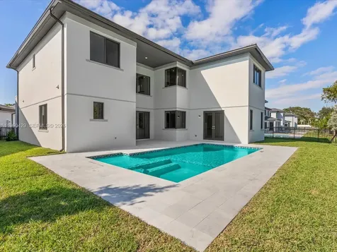 19701 NE 16 Place Miami FL 33179