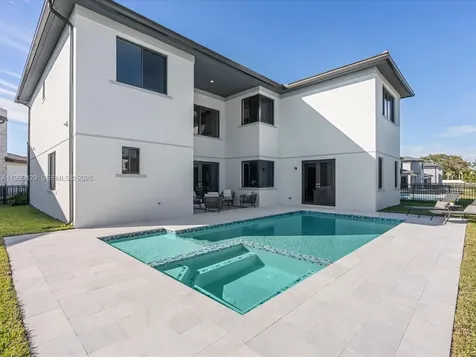 19701 NE 16 Place Miami FL 33179