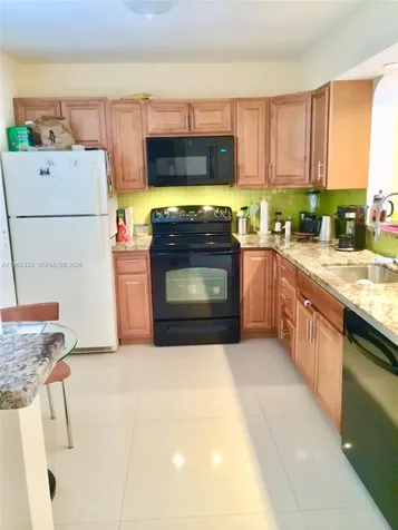 319 NE 14th Avenue Hallandale Beach FL 33009