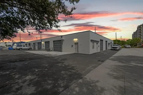 201 SW 21st Street Fort Lauderdale FL 33315
