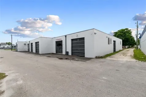 201 SW 21st Street Fort Lauderdale FL 33315