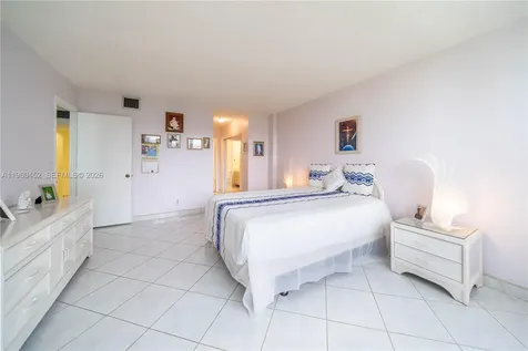 3800 S Ocean Drive Hollywood FL 33019