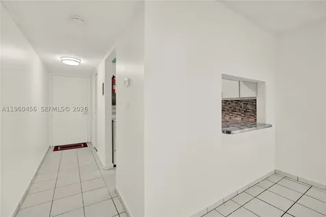 1555 W 44th Place Hialeah FL 33012