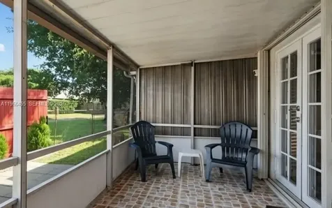 8069 SW 19th Court Davie FL 33324