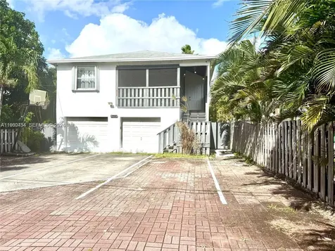 1531 NE 35th Street Oakland Park FL 33334