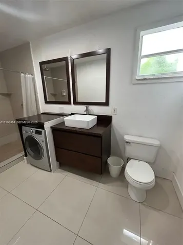 1531 NE 35th Street Oakland Park FL 33334