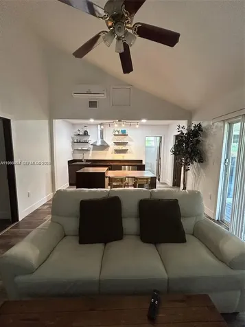 1531 NE 35th Street Oakland Park FL 33334