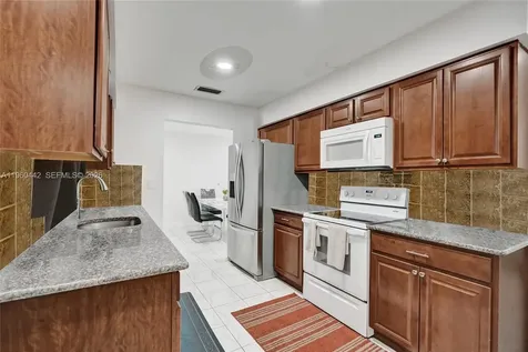 9607 NW 81st Street Tamarac FL 33321