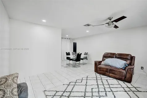 9607 NW 81st Street Tamarac FL 33321
