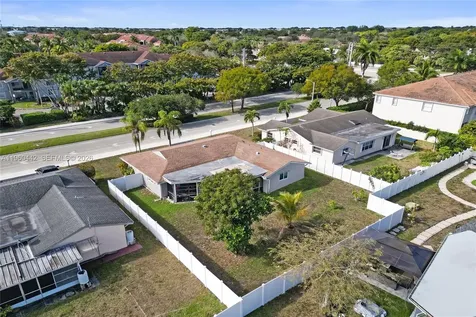 9607 NW 81st Street Tamarac FL 33321