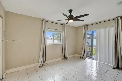 9607 NW 81st Street Tamarac FL 33321