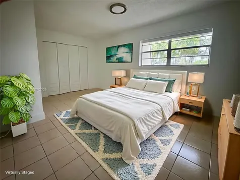 15385 S Dixie Highway Palmetto Bay FL 33157