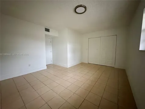 15385 S Dixie Highway Palmetto Bay FL 33157