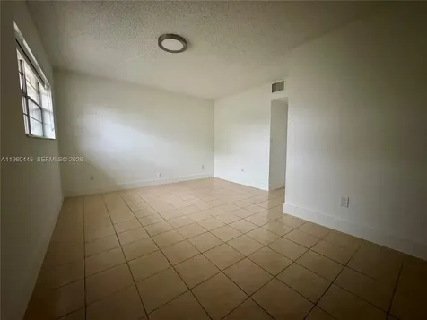 15385 S Dixie Highway Palmetto Bay FL 33157