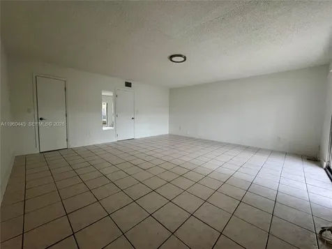 15385 S Dixie Highway Palmetto Bay FL 33157