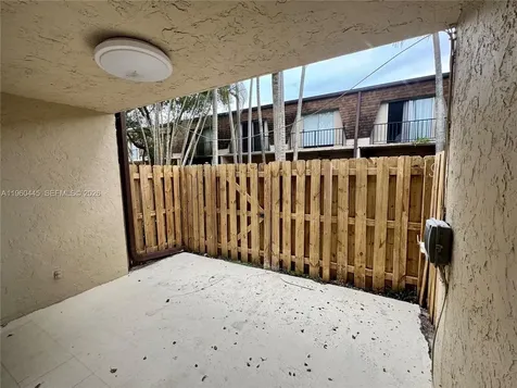 15385 S Dixie Highway Palmetto Bay FL 33157