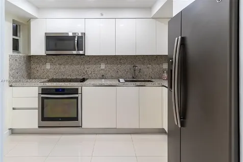 6830 Indian Creek Drive Miami Beach FL 33141