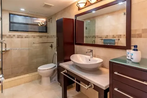6830 Indian Creek Drive Miami Beach FL 33141