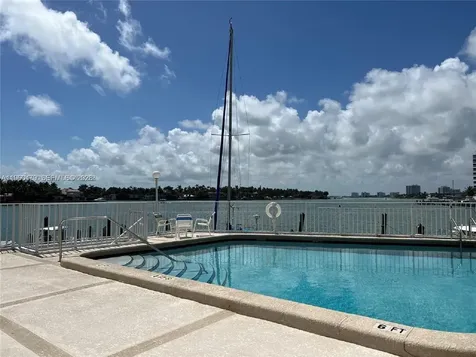 6830 Indian Creek Drive Miami Beach FL 33141