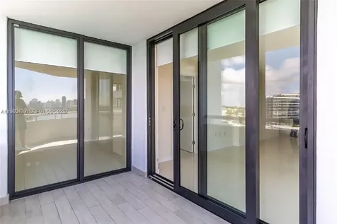 6830 Indian Creek Drive Miami Beach FL 33141
