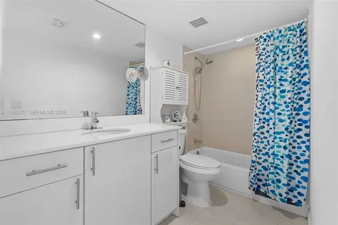 240 Galen Drive Key Biscayne FL 33149
