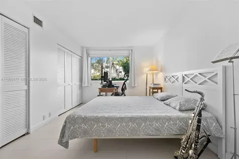 240 Galen Drive Key Biscayne FL 33149