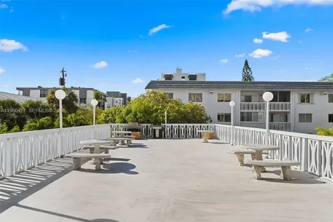 240 Galen Drive Key Biscayne FL 33149
