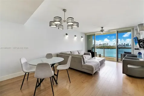 1900 Sunset Harbour Drive Miami Beach FL 33139