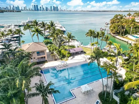 1900 Sunset Harbour Drive Miami Beach FL 33139
