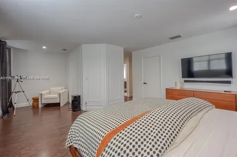 3080 Carysfort Lane Margate FL 33063