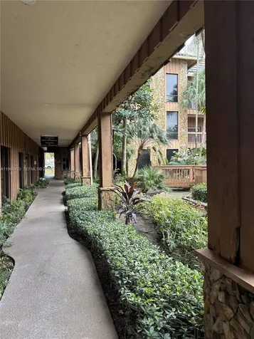 7800 W Oakland Park Boulevard Sunrise FL 33351